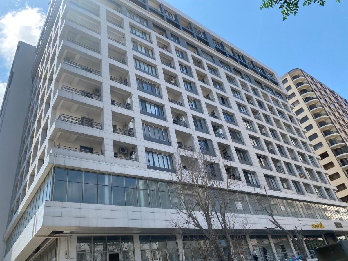 Apartment Near 28 Mall Баку Екстериор снимка